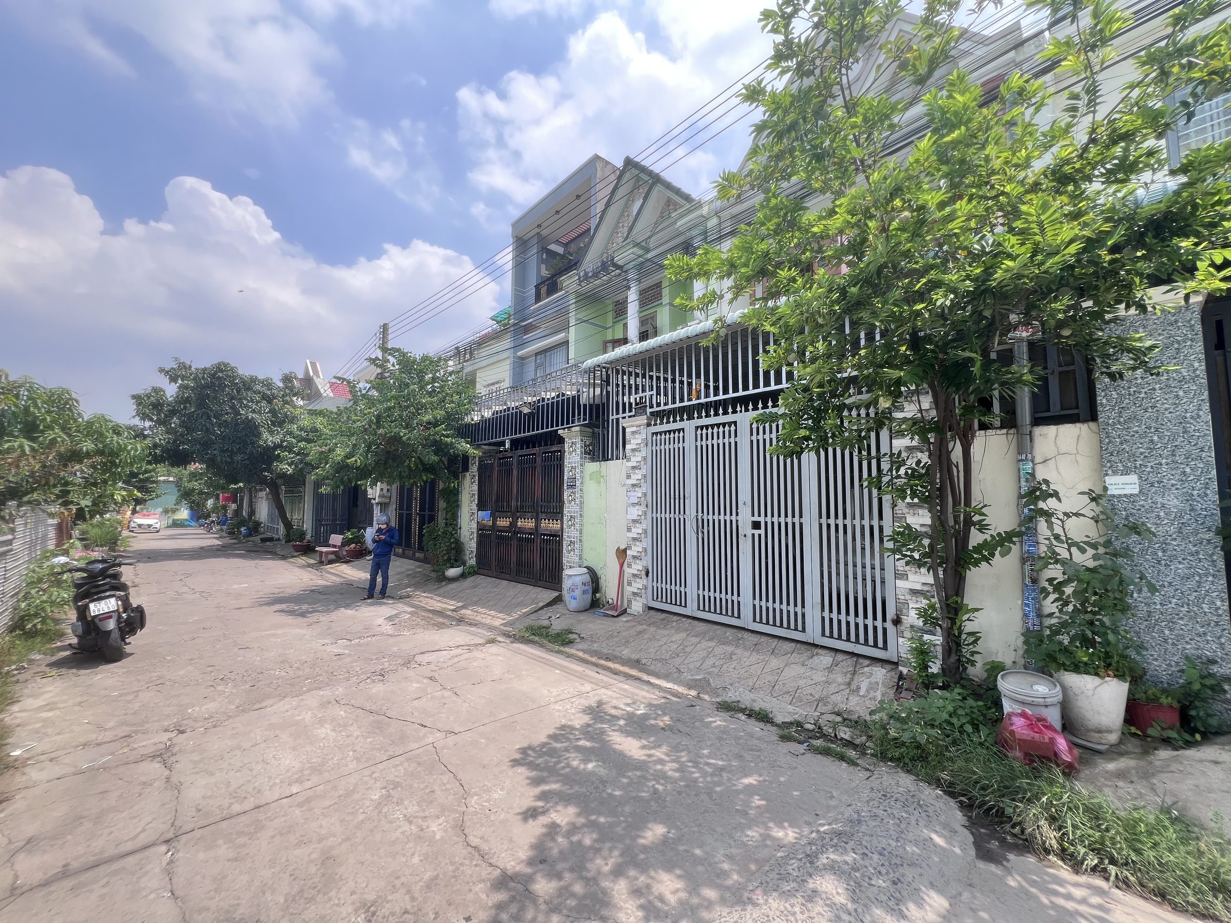 ĐỐI DIỆN BCONS CITY CENTRAL ĐƯỜNG THỐNG NHẤT DĨ AN- 102M2 NGANG 5M FULL THỔ- 7TỶ