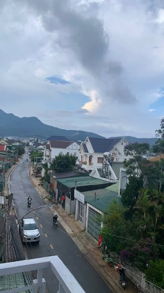Cần bán nhà mặt tiền Thống Nhất, Phường Lang Biang, Đà Lạt