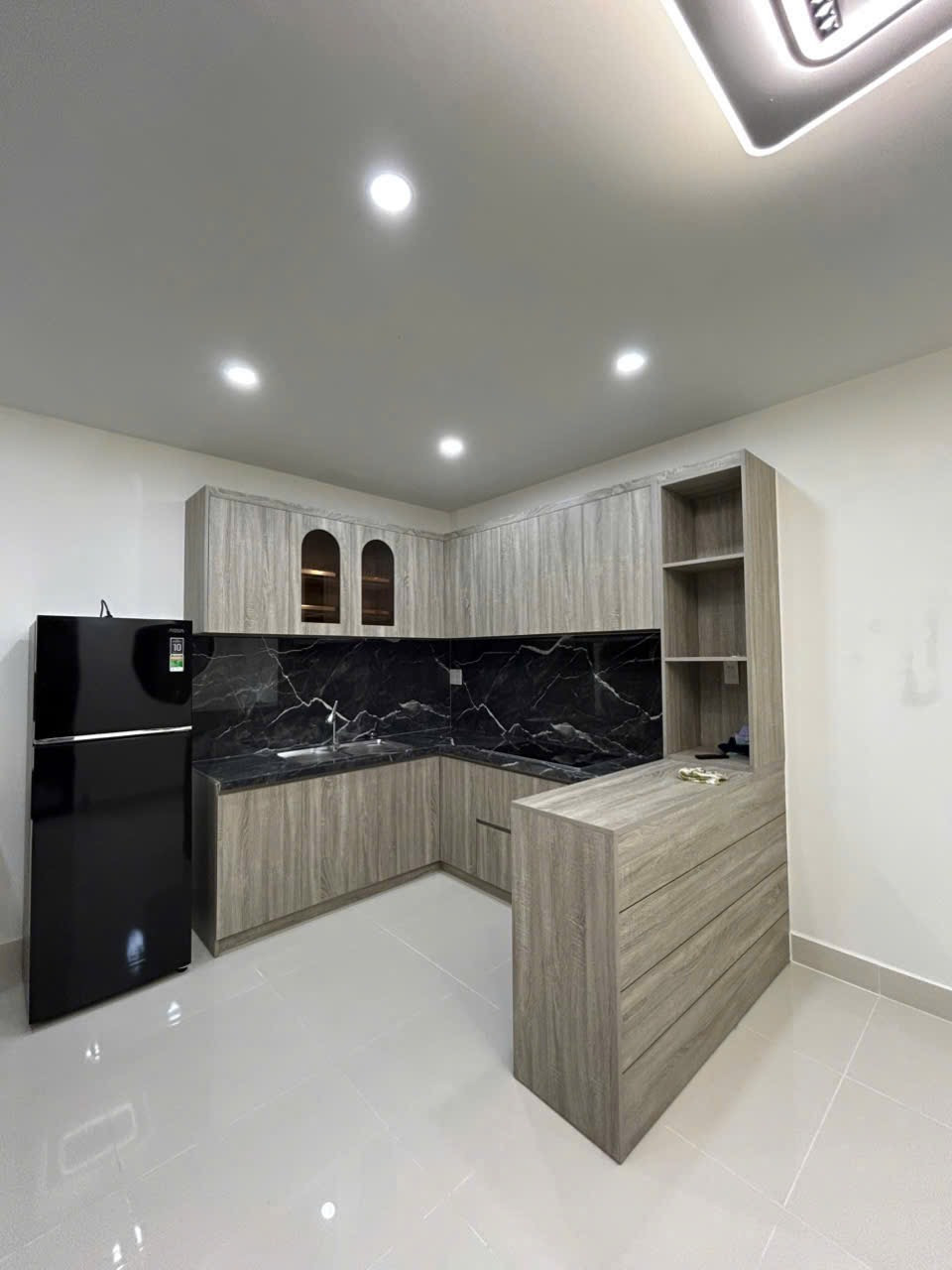 Bán nhà 2 tầng hẻm xe máy đường Thống Nhất - Tây Nha Trang cách biển 3p đi xe