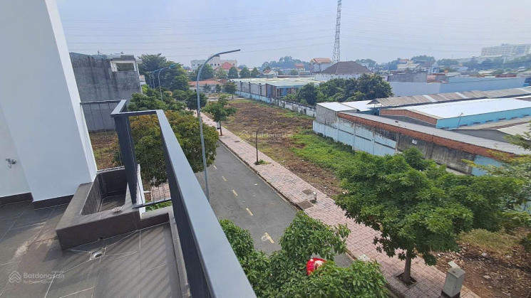 Đất đầu tư nằm ngay mặt tiền  KDC An Residence Thuận An gần Vsip1 , vị trí đẹp, sổ hồng riêng, giá chỉ 2.5 Tỷ