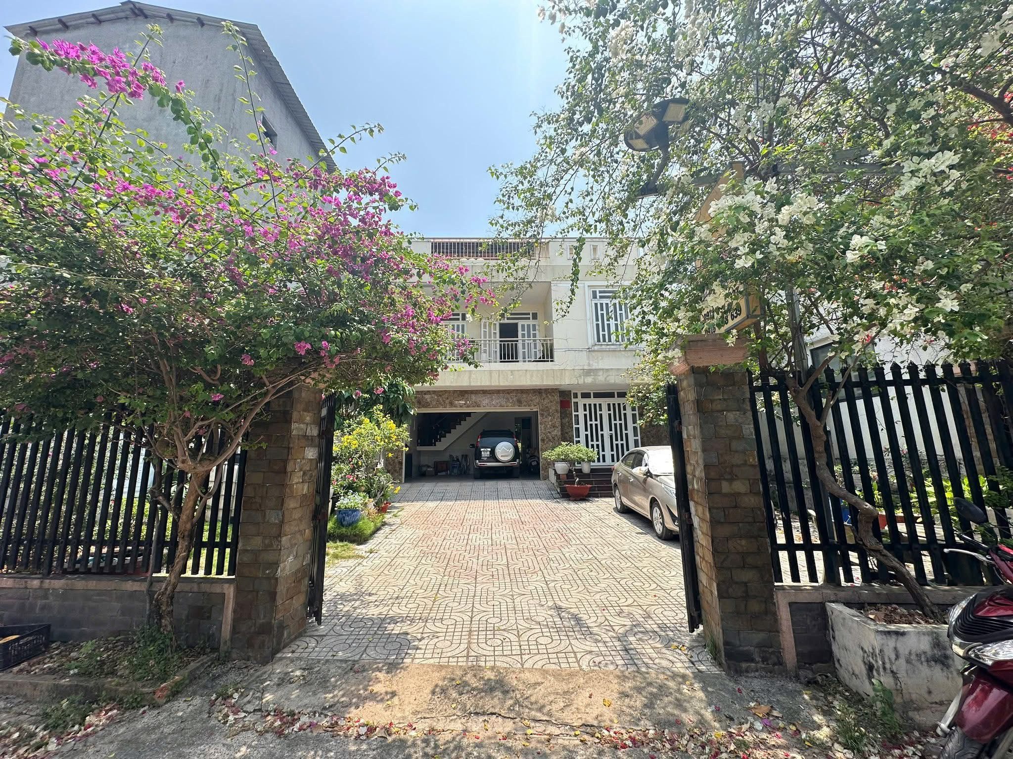 Nhà vườn 311m2 thổ cư 100m2