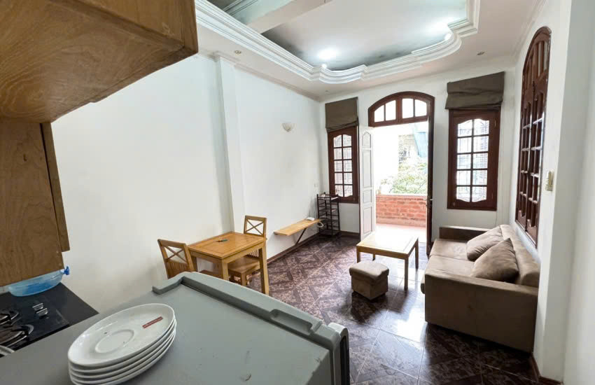 Cho thuê Căn CCMN tại Ngõ 105 Thụy Khuê Tây Hồ. Ban công View cực thoáng. Chỉ 7tr