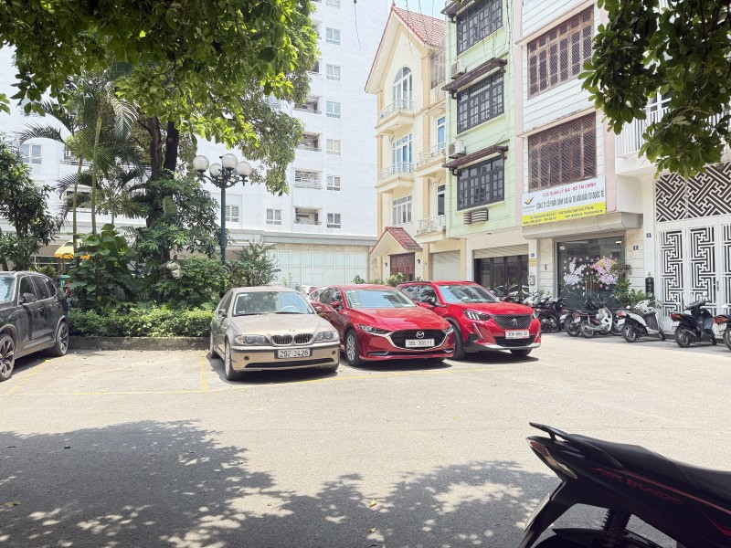 LÔ GÓC 70M² – NHÀ PHÂN LÔ LIỀN KỀ THỤY KHUÊ – BƯỚC CHÂN RA HỒ TÂY