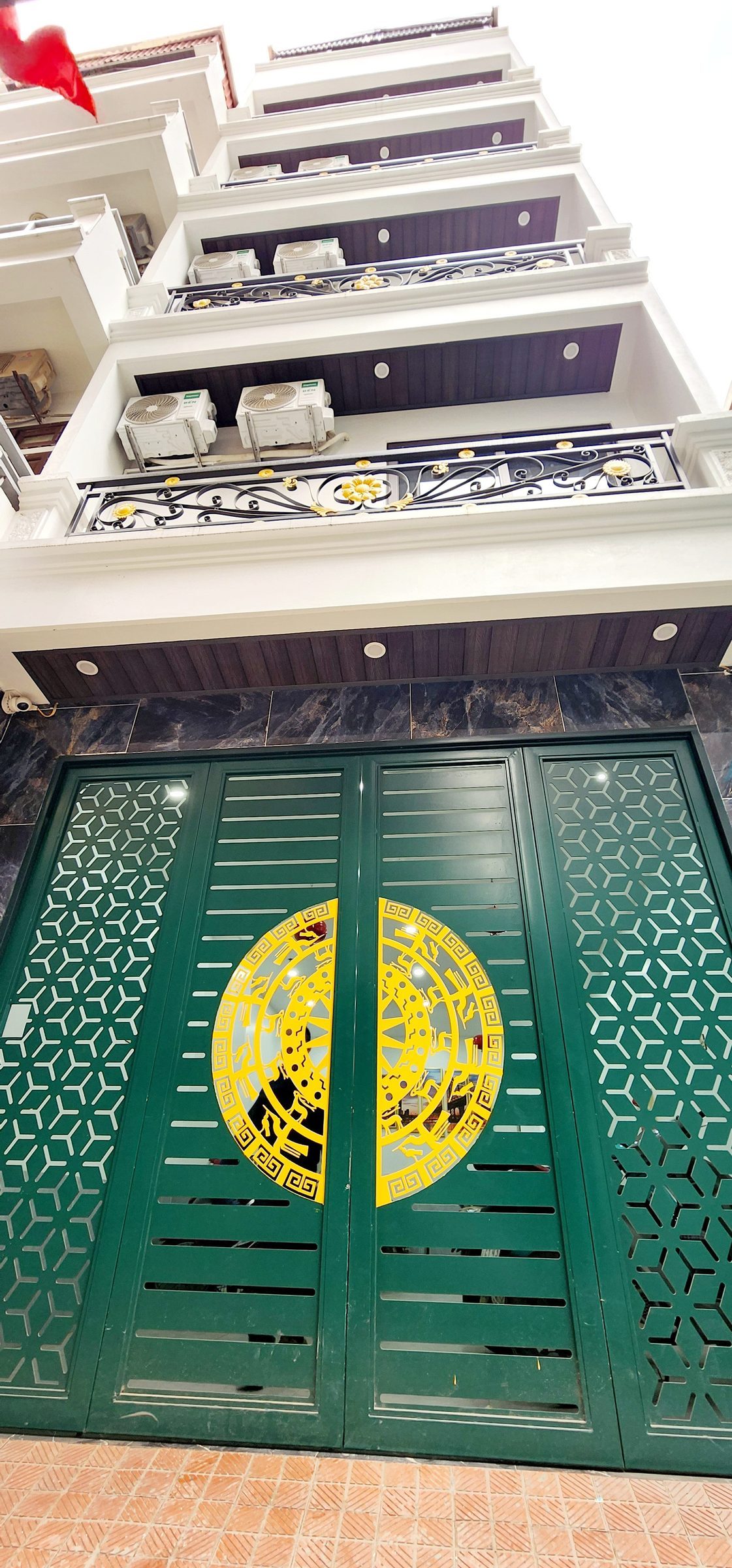 Bán nhà 91.6m² có sẵn 91,6m² thổ cư giá 18,9 tỷ tại Đường Thụy Phương Phường Đông Ngạc