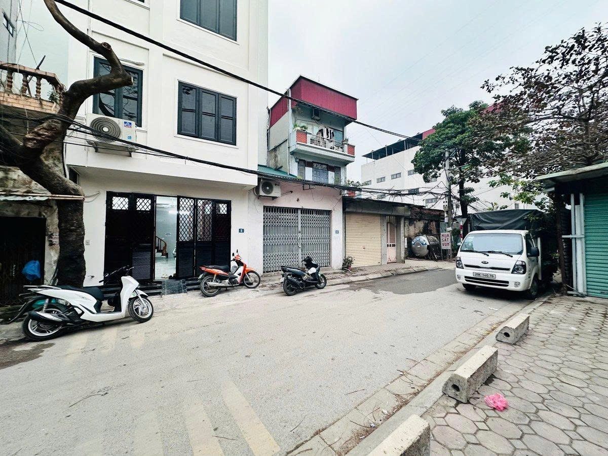Bán Nhà Đông Ngạc HX Ecohome  Hồ Chèm 90ha Vỉa Hè. ÔTô Đỗ Cửa - 42m 5 Tầng 11.45 Tỷ