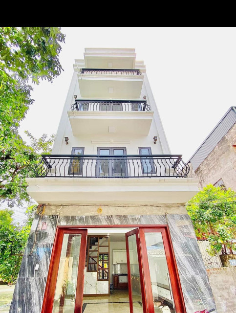 NHÀ ĐẸP THỤY PHƯƠNG - BẮC TỪ LIÊM - DT40M2 - 5 TẦNG -  GIÁ 5,5 TỶ - NGÕ THÔNG THOÁNG