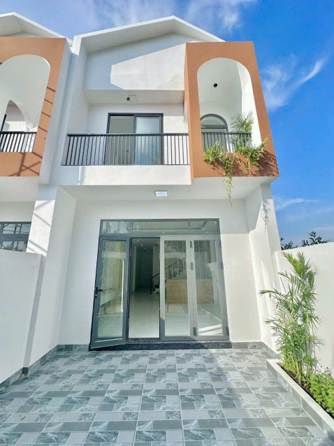Nhà lầu siêu đẹp - Thạnh Phú- Vĩnh Cửu -lvcc