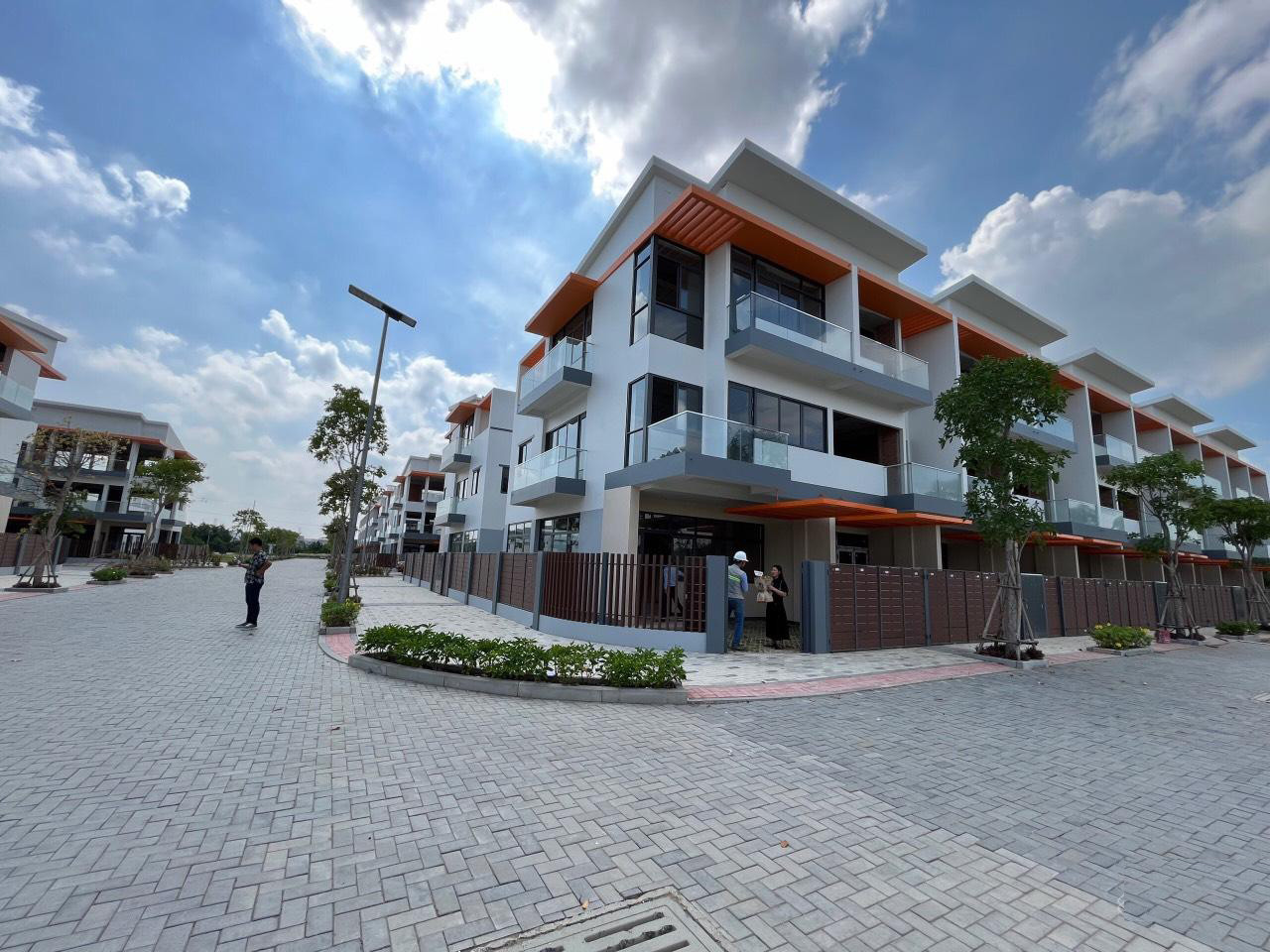 Giỏ hàng 100 căn nhà phố đẹp nhất dự án Elite Life, mặt tiền đường 826E, cách Phú Mỹ Hưng 20 phút
