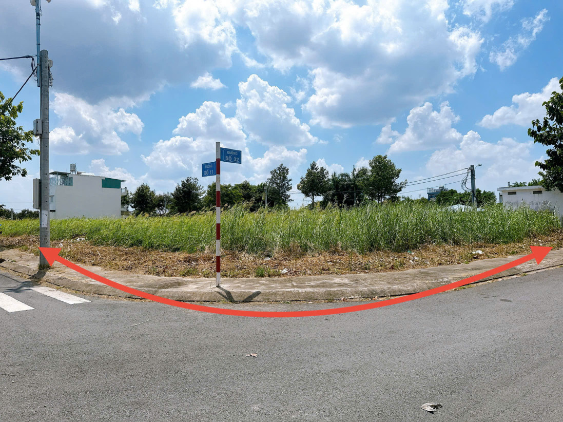 Bán đất dự án SaiGon Village, Long Hậu, 116m2, góc đường số 32&11 dãy E5, giá chỉ 3,1 tỷ