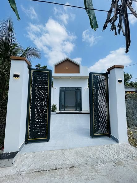 Nhà mới xây dựng gần Quảng Trường đường oto Mỹ Phong, Tp Mỹ Tho, Tiền Giang