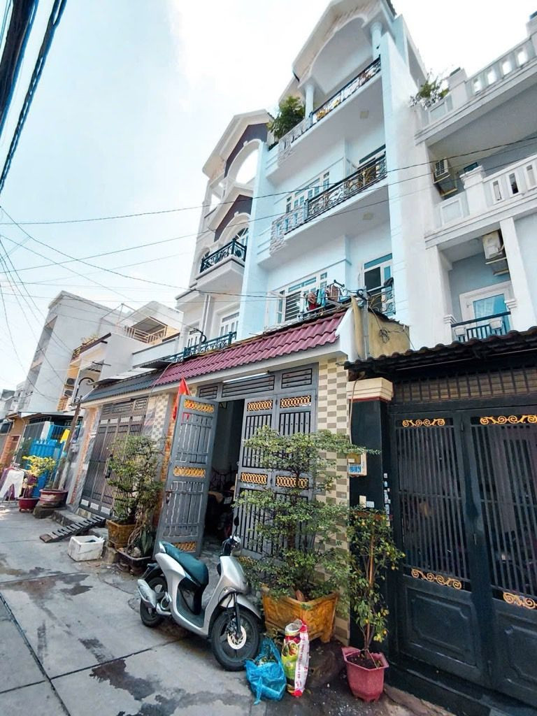 BÁN NHÀ HXH CẠNH COOPMART PHÚ LÂM, Q6 - 100M2 - 5PN - NHỈNH 8 TỶ