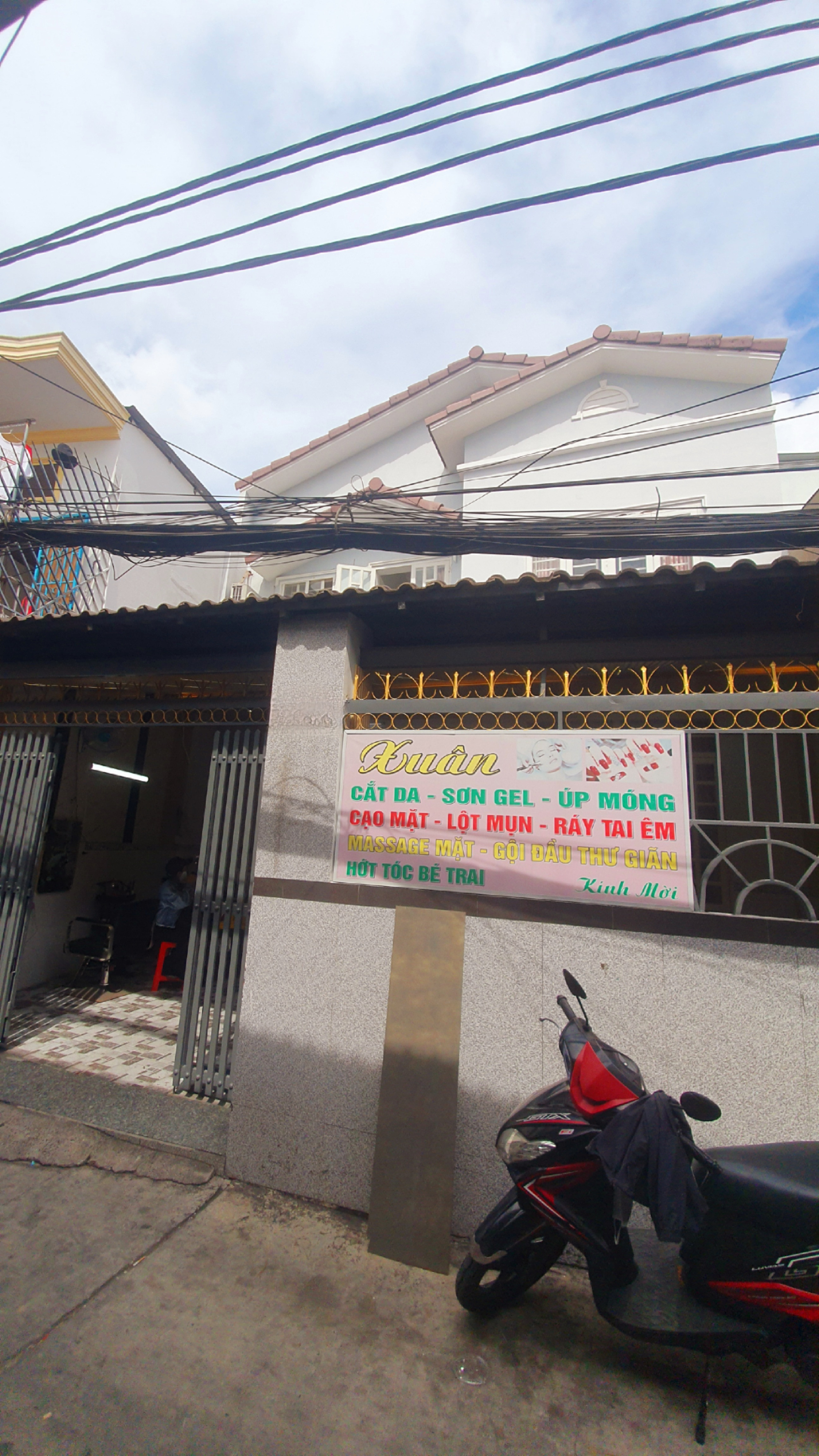 Nhà đẹp,2 tầng, 7m2X13m,chỉ hơn 5tỉ, giáp tên lửa, hẻm thông, buôn bán nhỏ, cho thuê, spa..