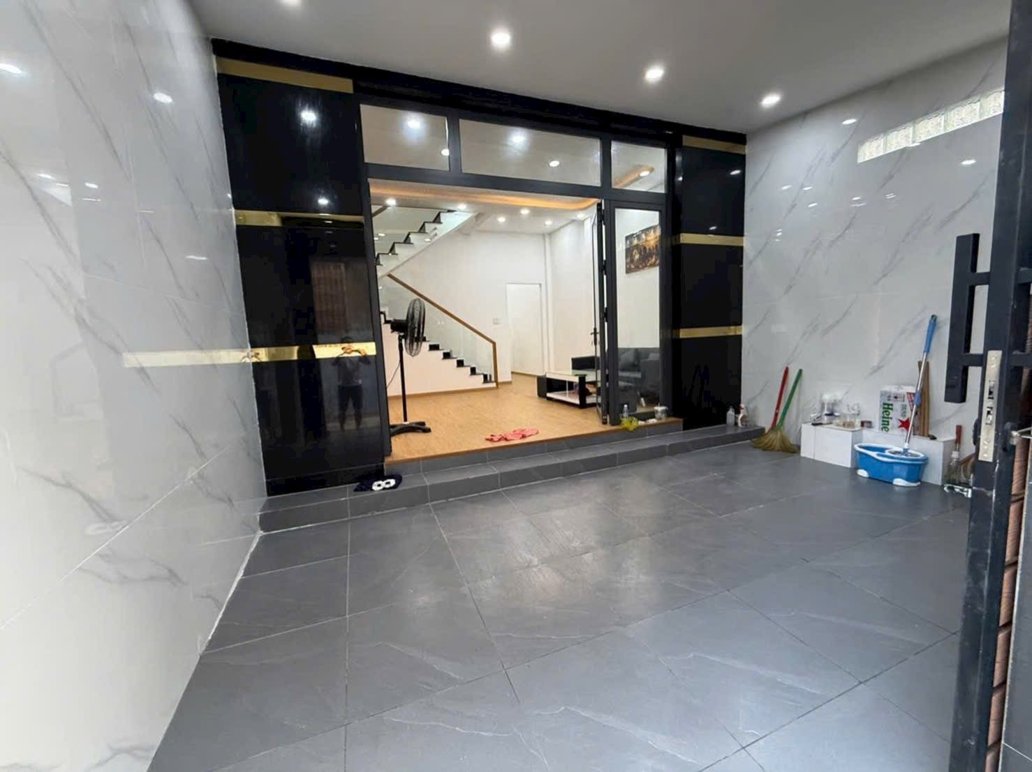 Bán Nhà riêng 110m² thổ cư 110m² giá 5.5 tỷ tại Đường Tỉnh Lộ 10 Phường Tân Tạo TP. Hồ Chí Minh
