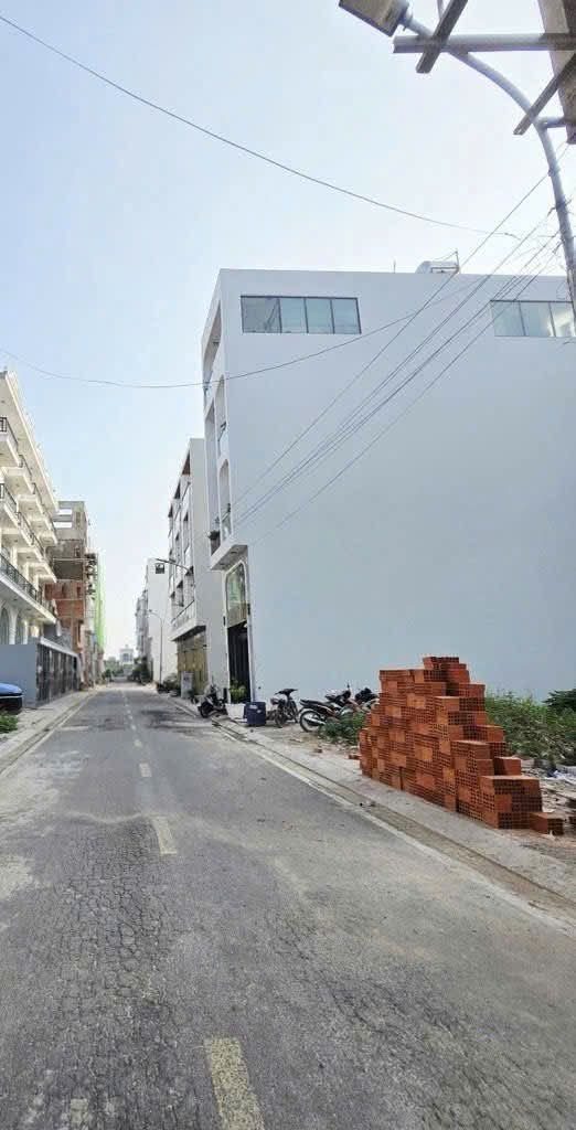BÁN ĐẤT KHU PHÂN LÔ XẤY DỰNG CAO TẦNG TL10 BÌNH TÂN
