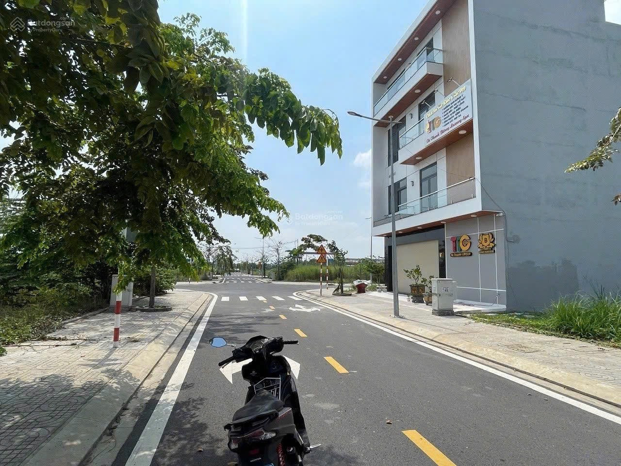 Chiết khấu 15%! Khu đô thị liền kề HCM, hưởng lợi trực tiếp từ vành đai 3, sổ sẵn giá chỉ từ 20tr/m2
