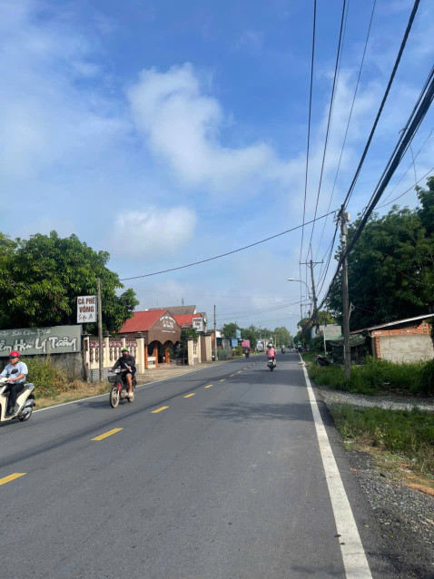Bán đất +Nhà Mt tỉnh lộ 15 .xã An phú