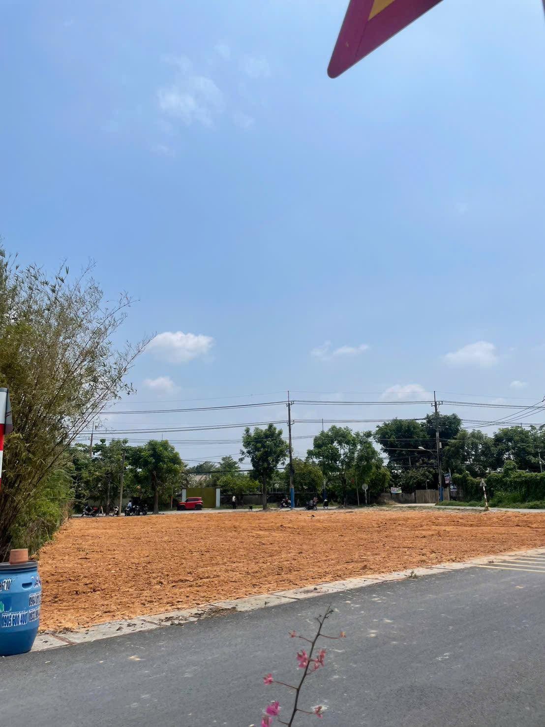 Chủ ngộp bank thanh lý hạ 200TR MT Tỉnh Lộ 2 Phước Vĩnh An kế bên chợ Việt Kiều, sổ riêng xây dựng ngay