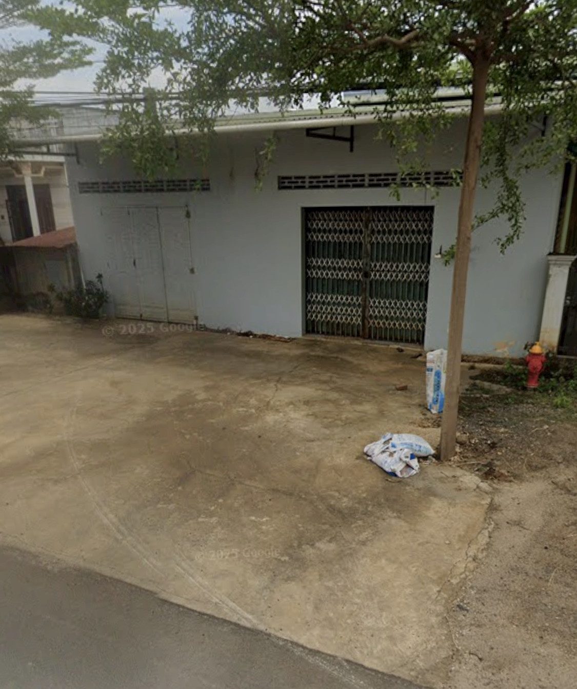 Mặt tiền Tỉnh Lộ 2, ngay nút giao ngã 4 đường Tránh Đông 12x30m full thổ cư, có nhà cấp 4 còn mới. Bán 4tỷ350tr bớt lộc