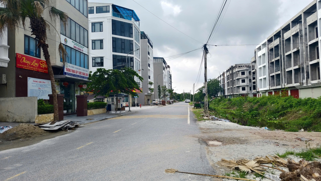 Bán đất làng nghề Dabaco khúc xuyên mặt đường chính 200m2 mặt 10m giá 5,5 tỷ