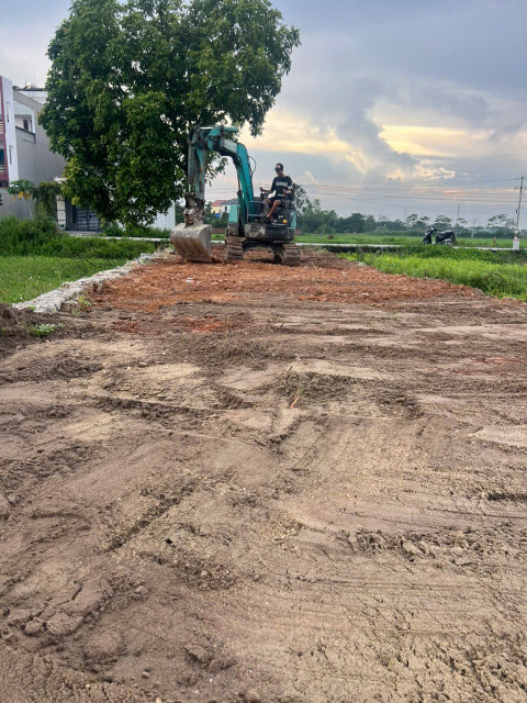 Bán đất