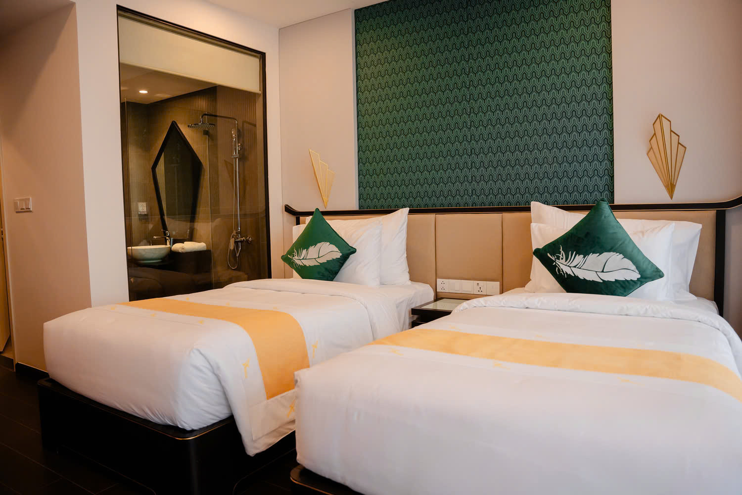 Bán căn condotel K1515 – Wyndham Thanh Thủy – giá 2 tỷ (có TL).