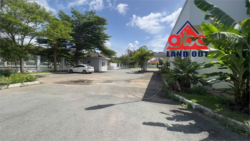 Cho thuê nhà xưởng sản xuất kinh doanh thương mại, kết cấu kiên cố bàn giao liền