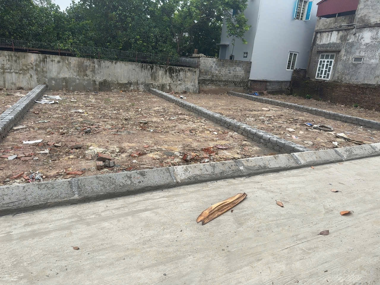 Hà Xá, đất chật người đông