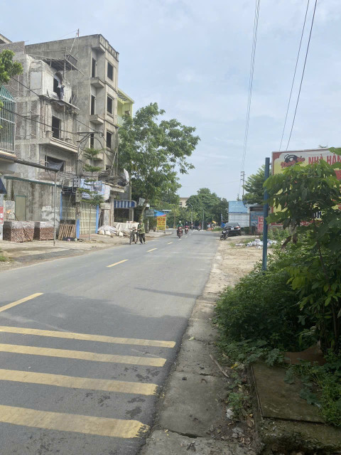 BÁN ĐẤT TẶNG NHÀ 3 TẦNG - GIÁ TỐT TẠI THÔN PHƯỢNG ĐỒNG, PHỤNG CHÂU, CHƯƠNG MỸ