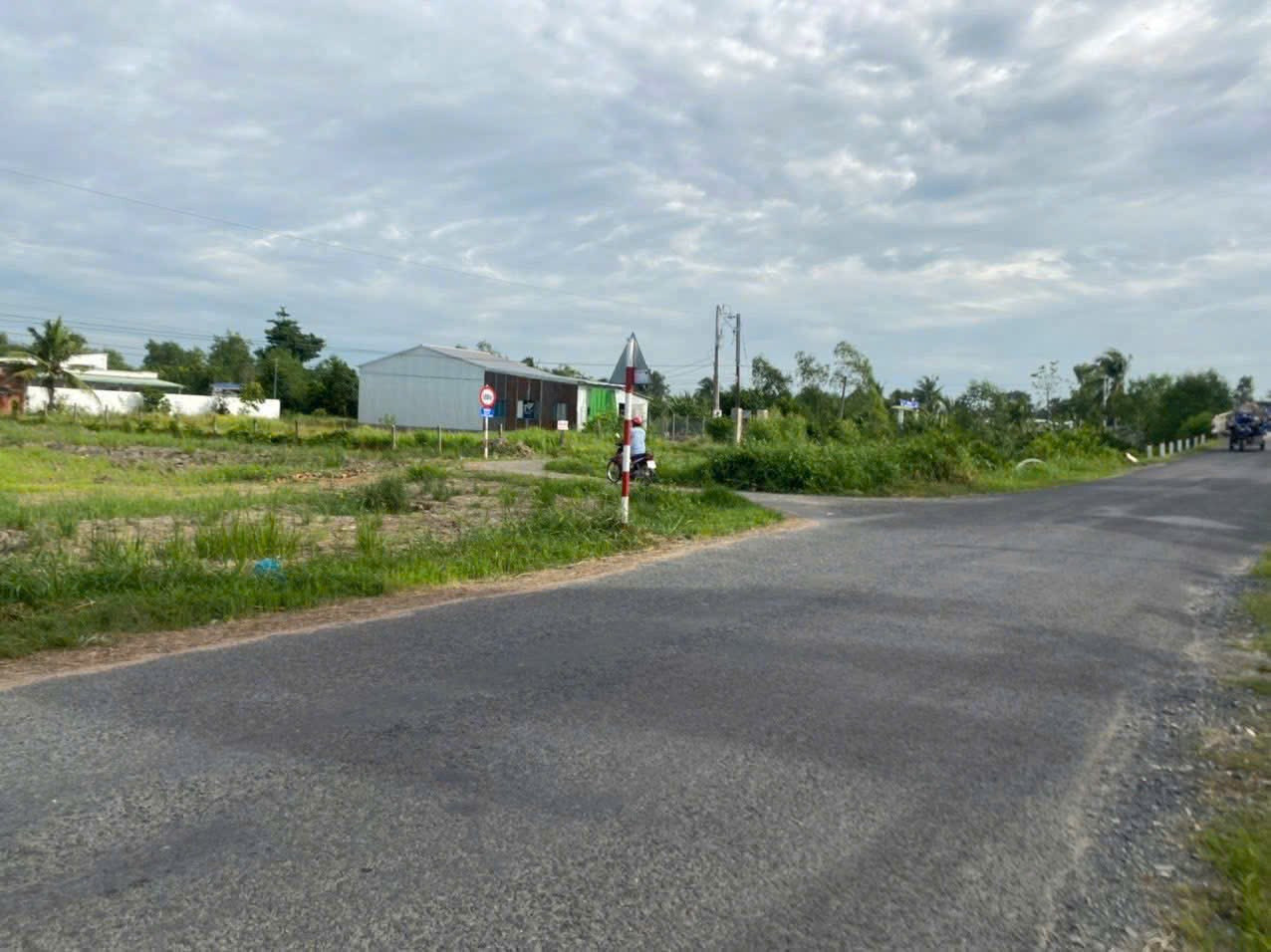 Bán Đất 217m² thổ cư 217m² giá 1.18 tỷ tại Đường Tỉnh lộ 909 Xã Phú Đức Huyện Long Hồ Vĩnh Long