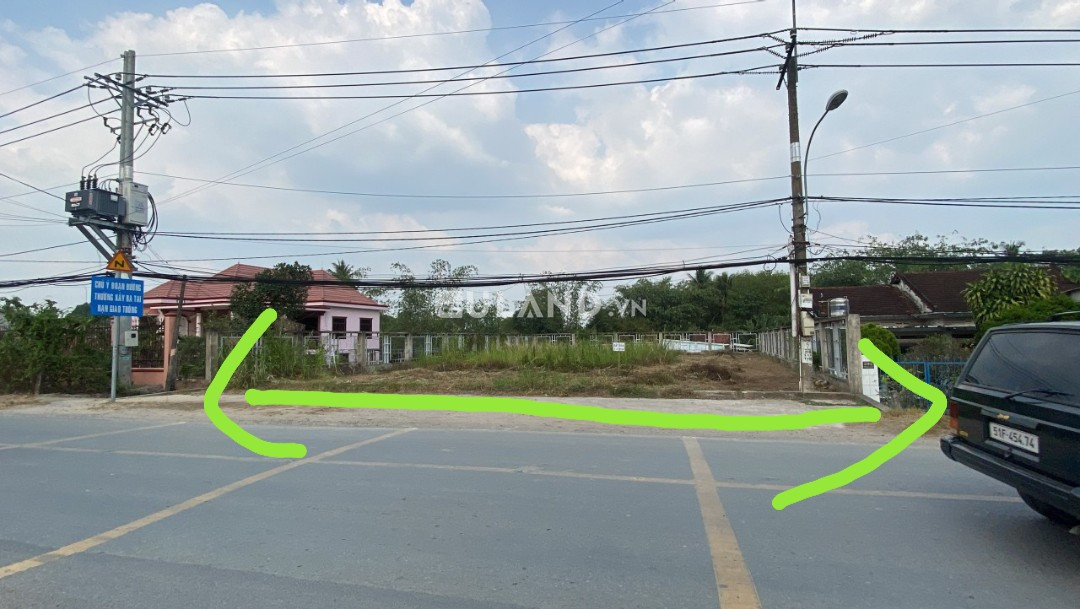 Đất mt tỉnh lộ 15 kd sầm uất Phú Hòa Đông