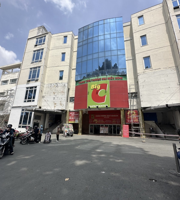 Quận 10 - 94m2 - Cạnh Mặt Tiền , Gần BigC Tô Hiến Thành - 9Tỷ6
