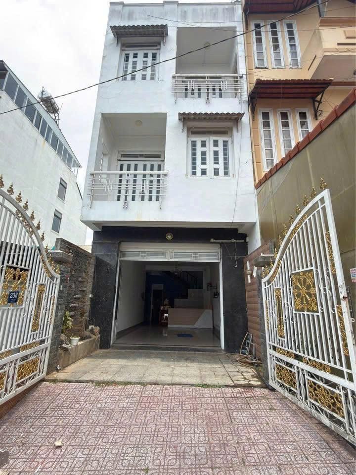 Cho thuê nhà mặt tiền Phường 3 Đà Lạt 16 triệu/tháng