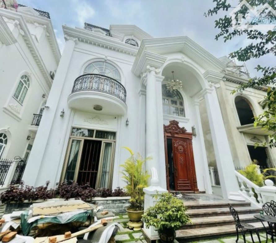 BÁN NHANH BIỆT THỰ CAO CẤP