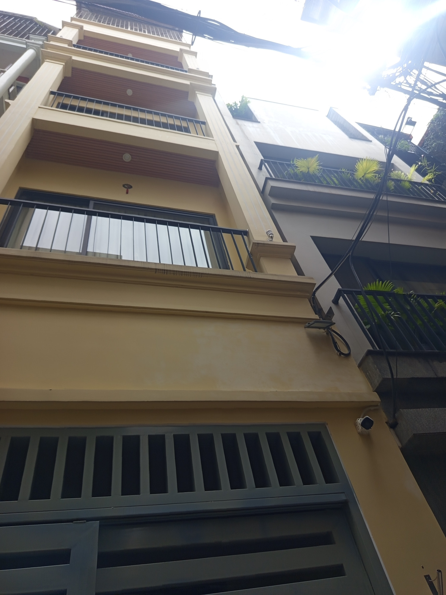 Nhà đẹp 5 tầng khu DV Cổng Đồng – Hà Đông, giá chỉ 14 tỷ
