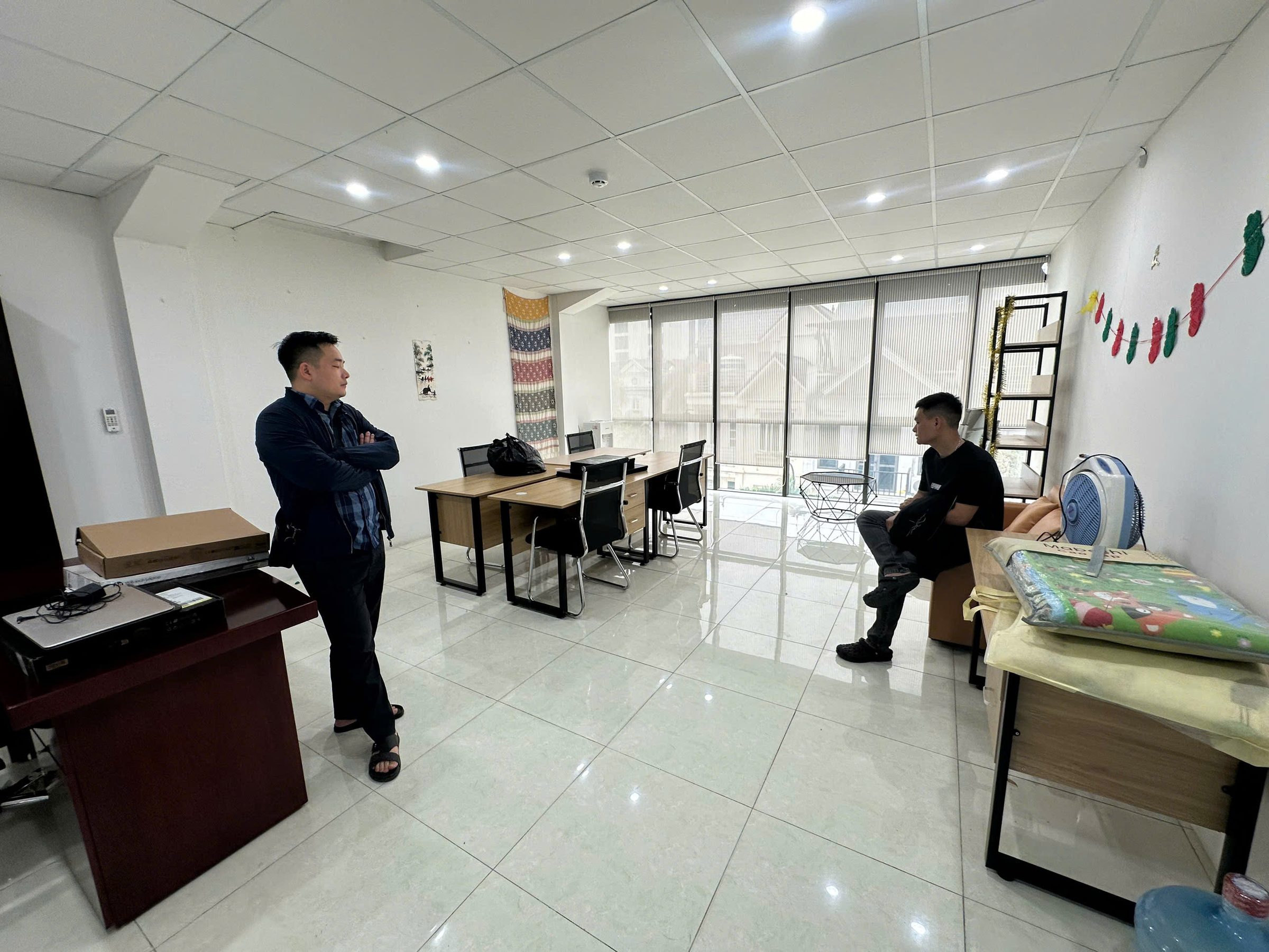Cho thuê văn phòng Vạn Phúc, 40 m2 giá chỉ 6 tr/thang