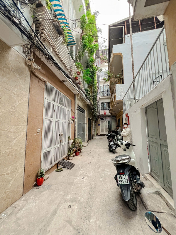Bán nhà Tô Vĩnh Diện (Thanh Xuân) 39m, 5 tầng, mt 3.5m, giá 9.85 tỷ