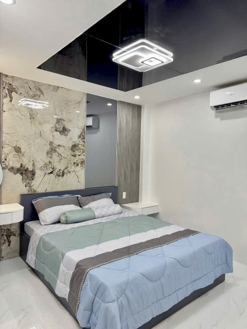 Siêu phẩm, Chỉ cách MT Tôn Đản 20m, ôtô vi vu, Cẩm Lệ, ĐN