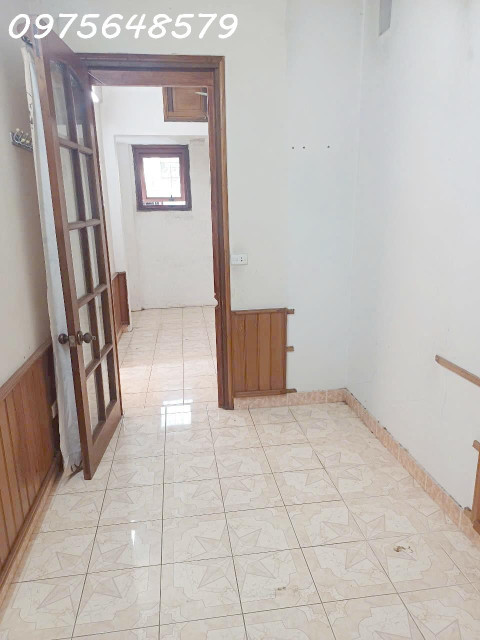 Bán căn hộ tập thể ngõ Thịnh Hào 120m 3 ngủ Ở sướng giá mềm