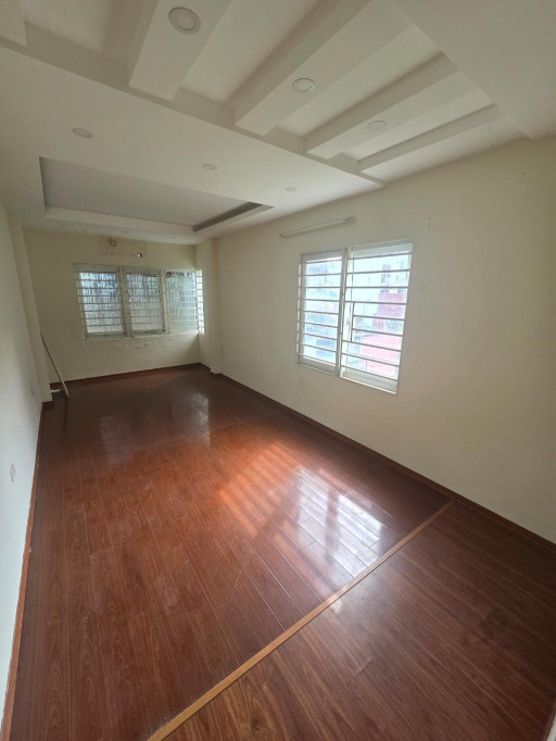 BÁN NHÀ MẶT NGÕ - TÔN ĐỨC THẮNG- 32M2-NGÕ RỘNG 3M-6 TẦNG-GIÁ CHỈ 9.8 TỶ