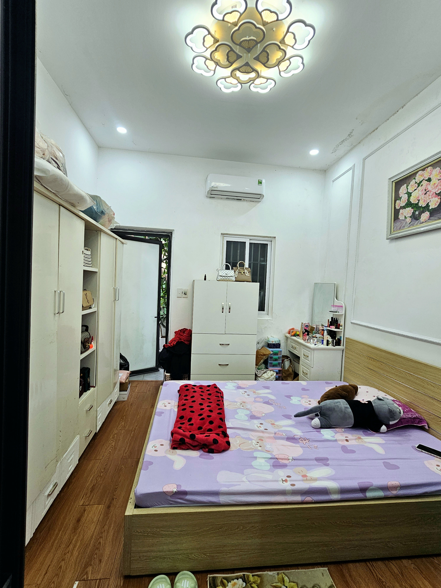 Bán nhà ngõ Thông Phong,  Tôn Đức Thắng Đống Đa,  25 mét, 4 tầng ngõ nông gần phố