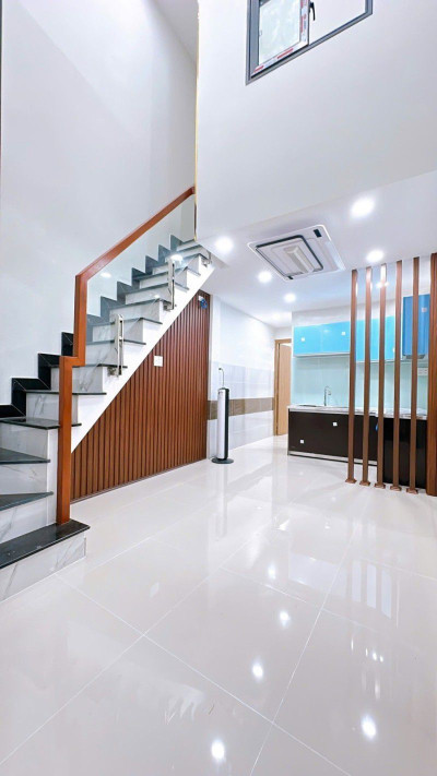 NHÀ QUẬN 4 - ĐƯỜNG TÔN THẤT THUYẾT - 44M - 2 TẦNG - 2 MẶT TIỀN THÔNG THOÁNG - NHÀ ĐẸP LUNG LINH - GIÁ CHỈ 4.7 TỶ