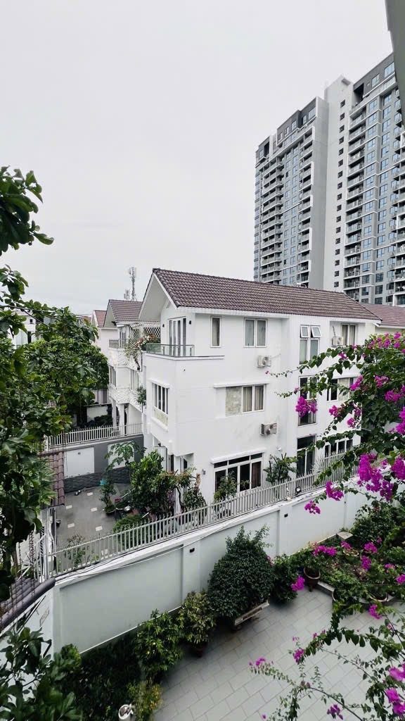 BIỆT THỰ ĐẢO KIM CƯƠNG – KHU VIP QUẬN 2 – KHU DÂN CƯ HÀ ĐÔ