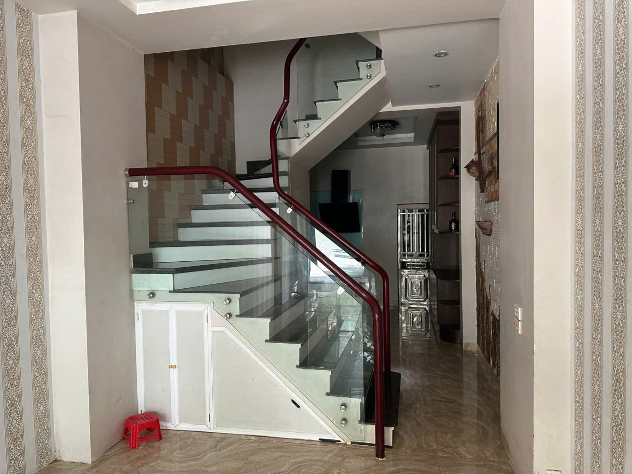 🏠🏠🏠Chào bán nhà 4 tầng Trại Chuối ôtô đỗ cửa giá 3,5 tỷ