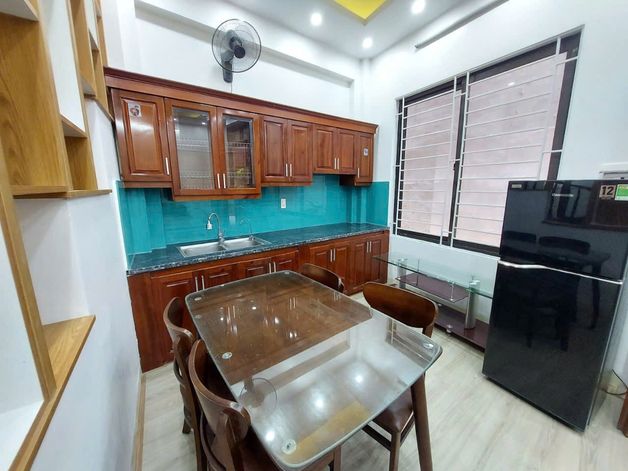 🏡 BÁN NHÀ PHỐ TRẠM – SIÊU HIẾM – NHÀ ĐẸP Ở NGAY
📍 Phố Trạm, Long Biên – Ô tô tránh, ngõ thông, gần AEON Mall & cầu Vĩnh Tuy