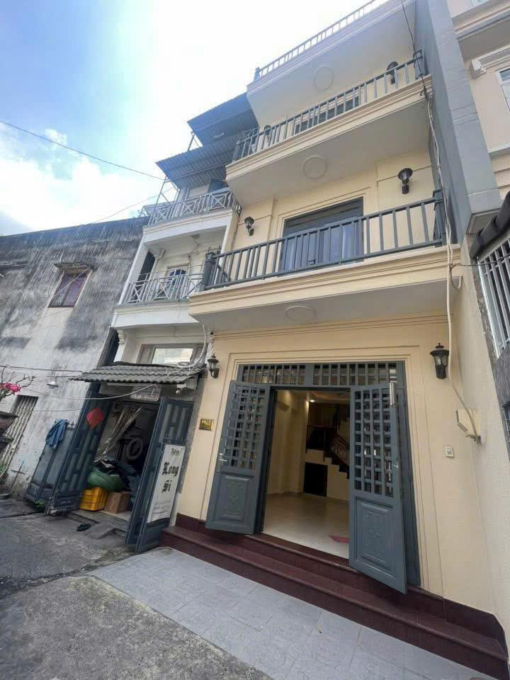 **Trung Tâm QUẬN 5-Nhà 2 Mặt Hẻm-Gần Mặt Tiền 56,6M2,4Tầng 4PN Hoàn công Đủ
