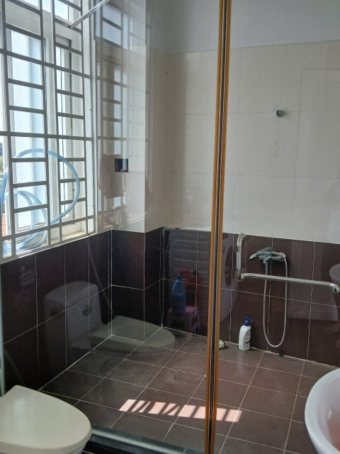 Cần tiền bán gấp