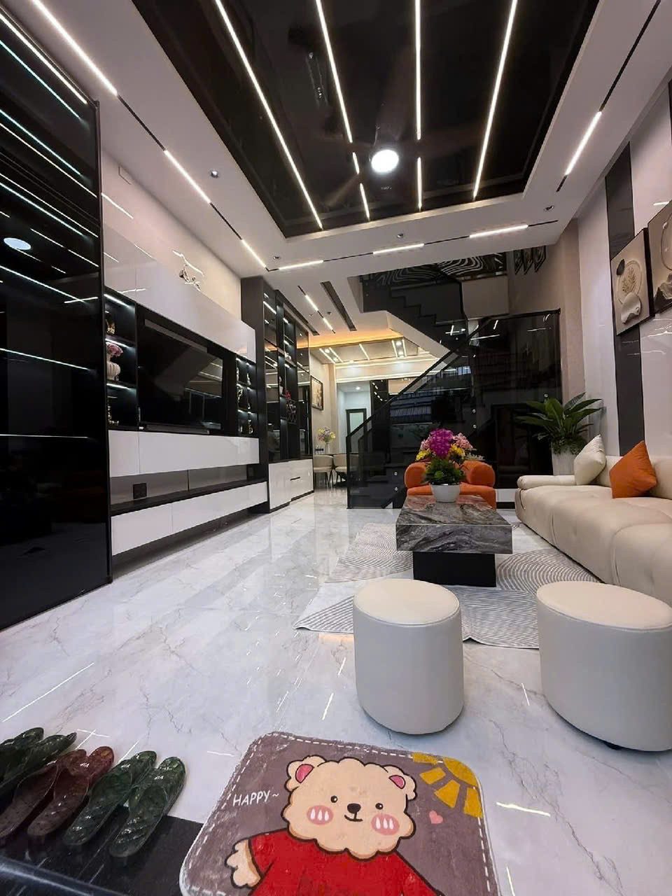 BÁN NHÀ 3 TẦNG TRẦN CAO VÂN - SIÊU PHẨM MỚI 100% – FULL NỘI THẤT – VÀO Ở NGAY- ĐƯỜNG 5M5 LỀ 3M- GIÁ 8.X TỶ