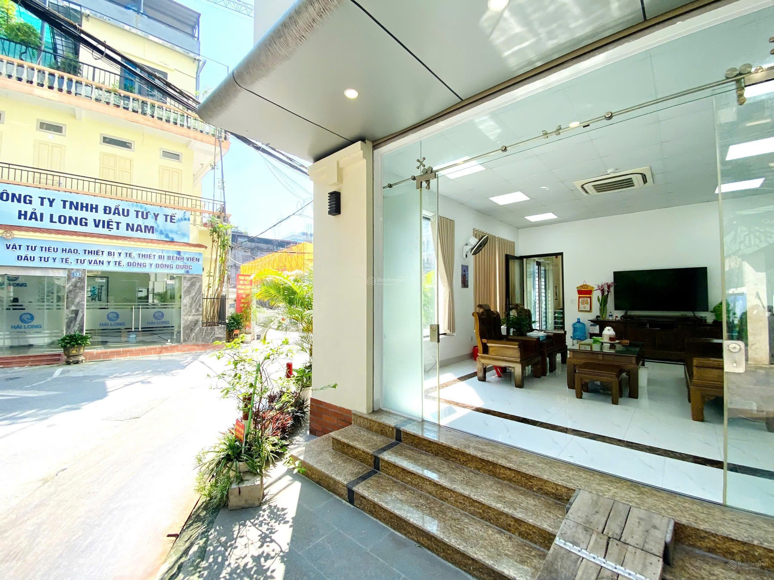 Cho Thuê Nhà Ngõ 42 Trần Cung 78M² 3 Tầng 5 Ngủ kk- Thang Máy - Ngõ Ô Tô Tránh - Kinh Doanh Đỉnh - Giá Thuê 30tr