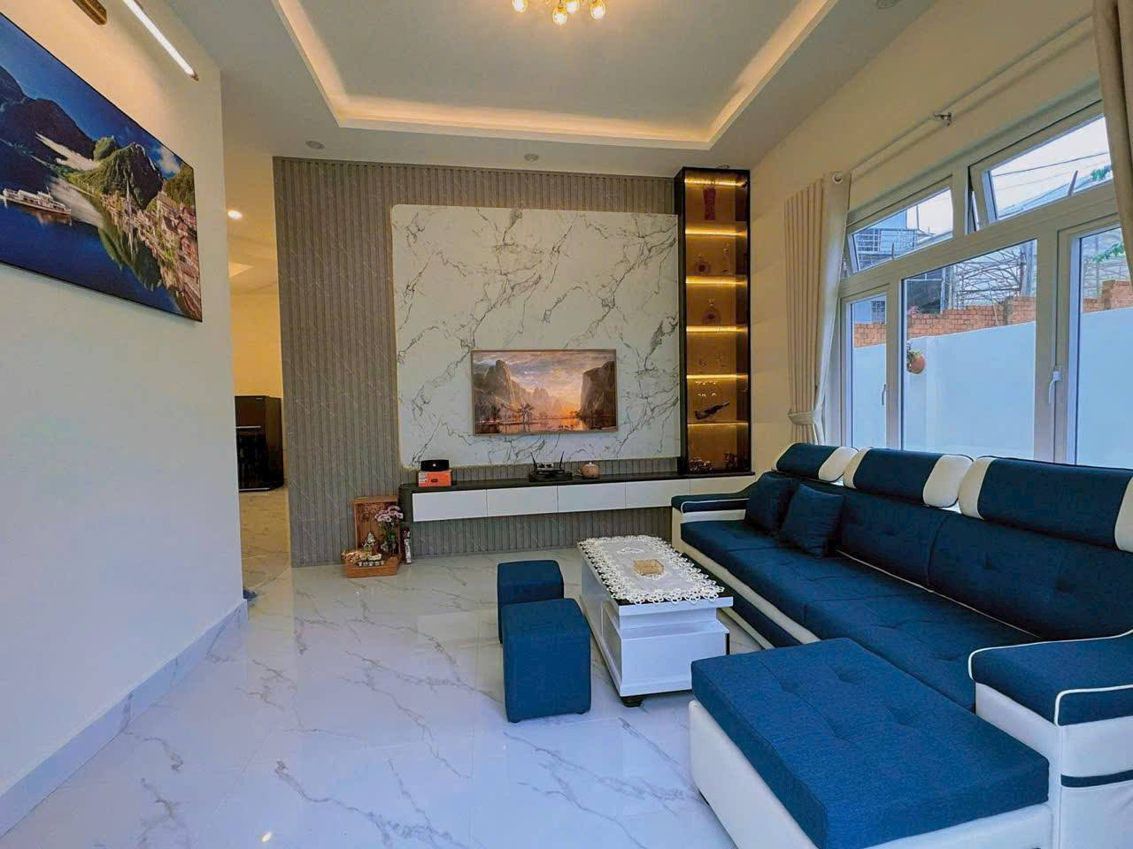 Bán Căn Biệt Thự P8 cách HXH chỉ 800m Giá 8t8