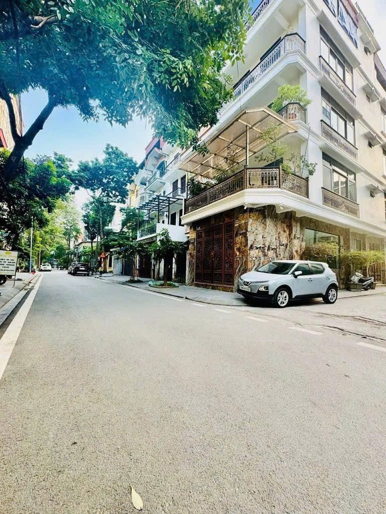 Bán nhà 93m² có sẵn 85m² thổ cư ngang 5m giá 40 tỷ tại Đường Trần Điền Phường Phương Liệt